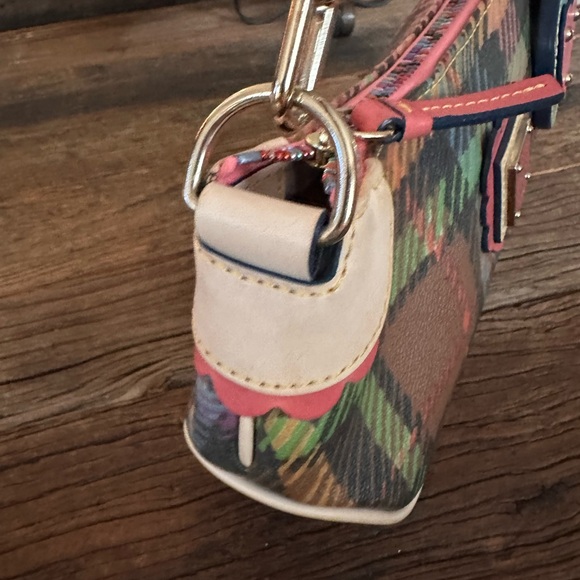 Dooney & Bourke Rainbow Tartan Y2K Banana Bag-RARE!!! - Picture 3 of 7